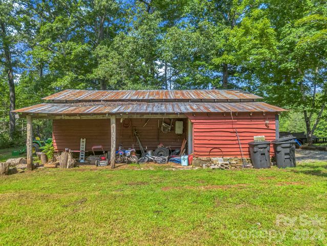 209 Chrysalis Lane, Lake Lure, NC 28746