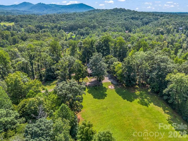 209 Chrysalis Lane, Lake Lure, NC 28746