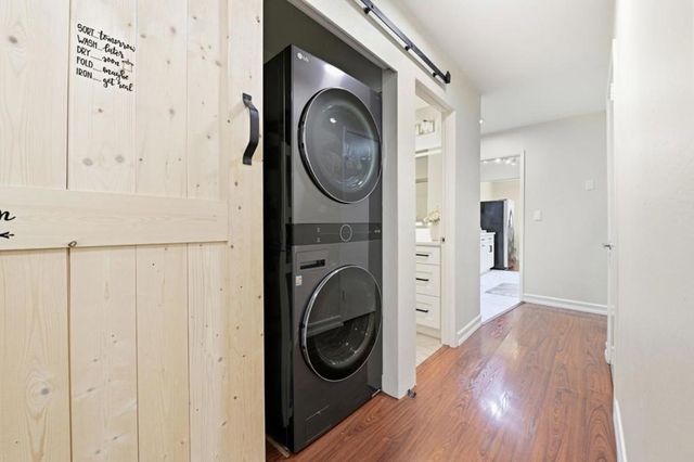 1898 Meridian Avenue 24, San Jose, CA 95125