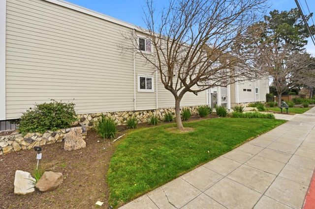 1898 Meridian Avenue 24, San Jose, CA 95125