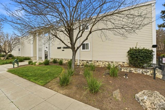 1898 Meridian Avenue 24, San Jose, CA 95125