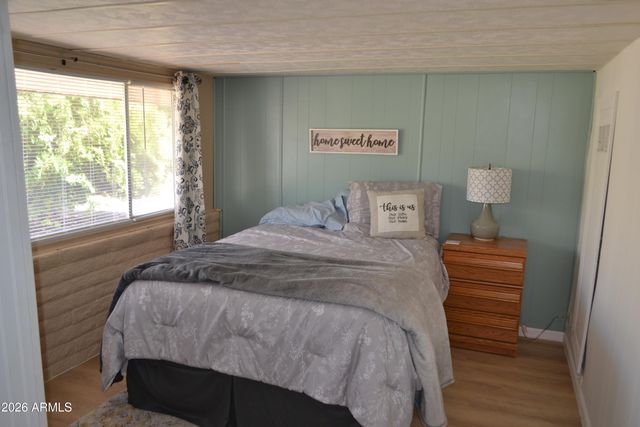 523 S PARK VIEW Circle, Mesa, AZ 85208