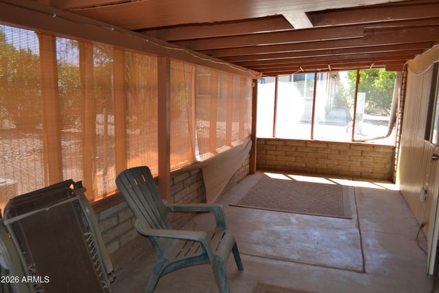 523 S PARK VIEW Circle, Mesa, AZ 85208