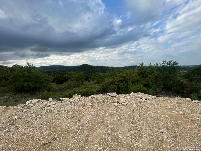 23715 Oakshire Ridge, San Antonio, TX 78006
