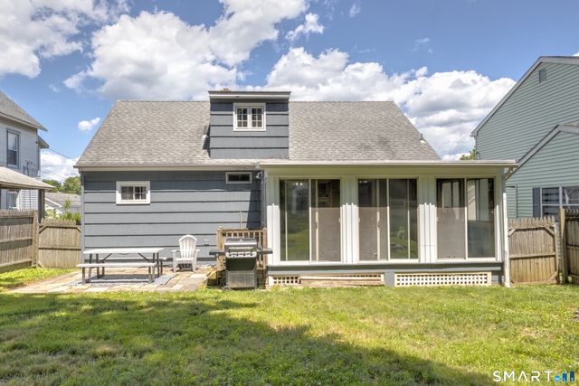 14 Auburn Street, Danbury, CT 06810