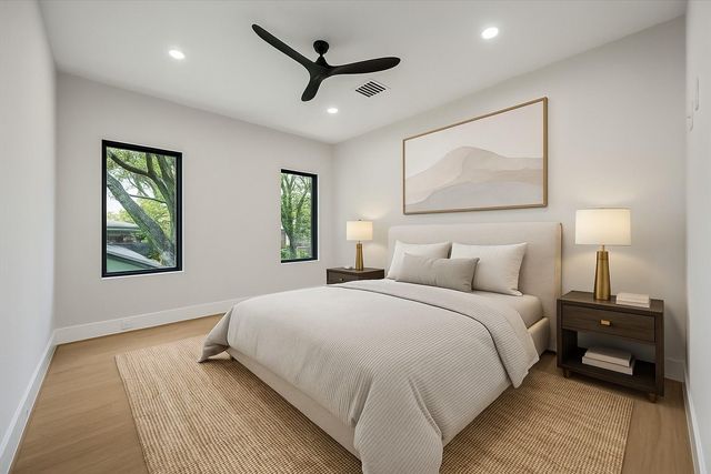 1014 Gardenia Drive, Houston, TX 77018