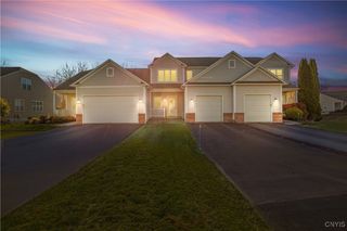 4232 Sandbar Lane, Clay, NY 13090