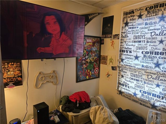 1017 Milton Avenue, Syracuse, NY 13204