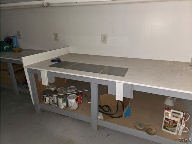 1017 Milton Avenue, Syracuse, NY 13204