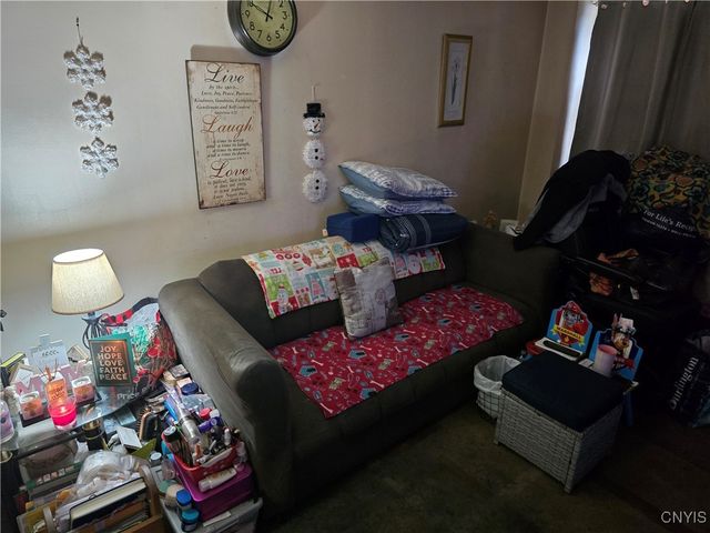 1017 Milton Avenue, Syracuse, NY 13204