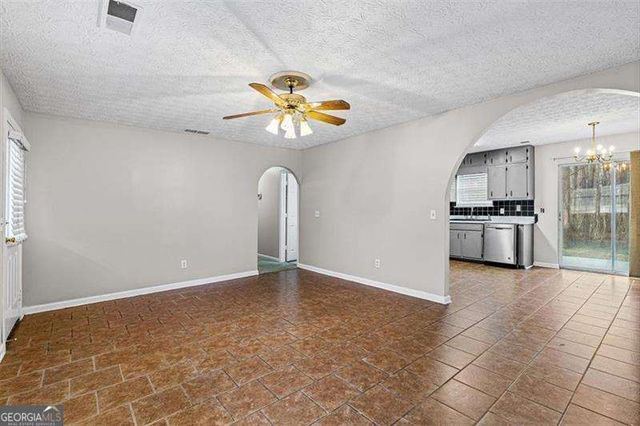 120 Woodcrest Drive, Covington, GA 30016