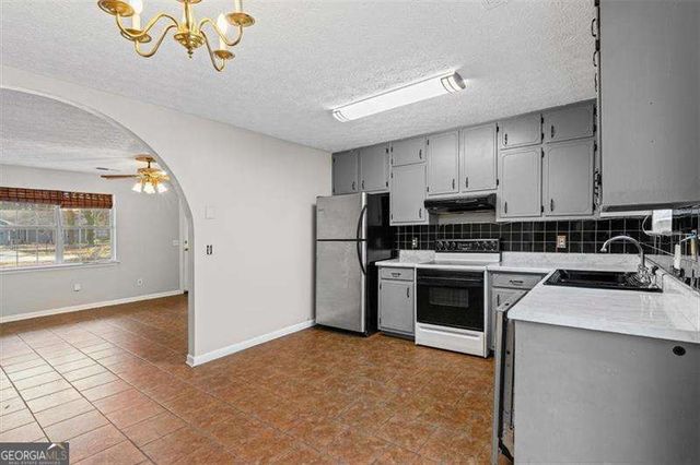 120 Woodcrest Drive, Covington, GA 30016