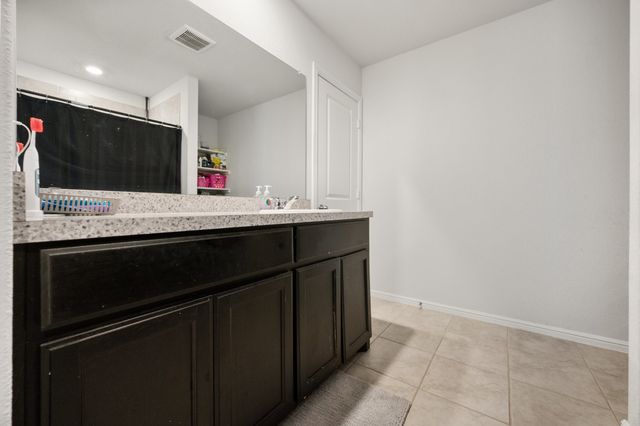 10446 Fort Clark Trail, Crowley, TX 76036