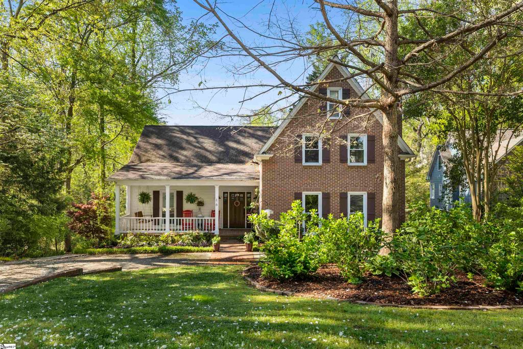 6 Stone Hollow, Greenville, SC 29605