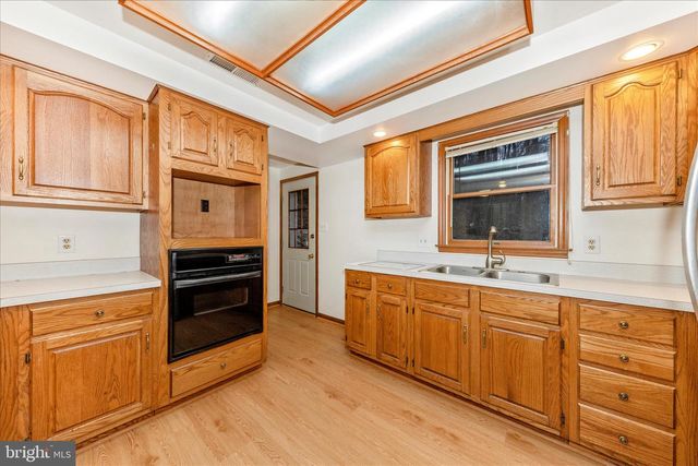 24607 HELLS DELIGHT RD, Smithsburg, MD 21783