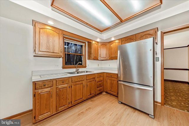 24607 HELLS DELIGHT RD, Smithsburg, MD 21783