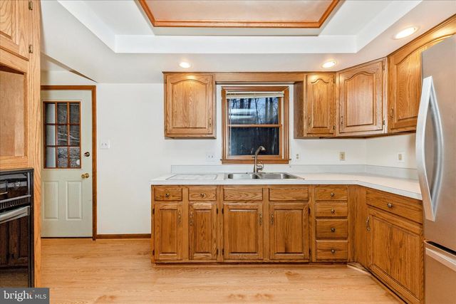 24607 HELLS DELIGHT RD, Smithsburg, MD 21783