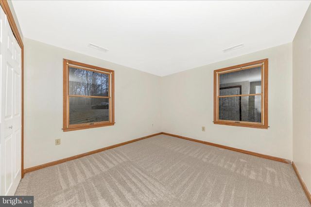 24607 HELLS DELIGHT RD, Smithsburg, MD 21783