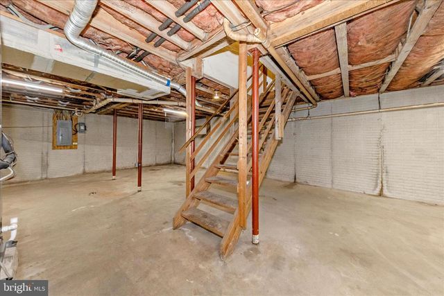 24607 HELLS DELIGHT RD, Smithsburg, MD 21783