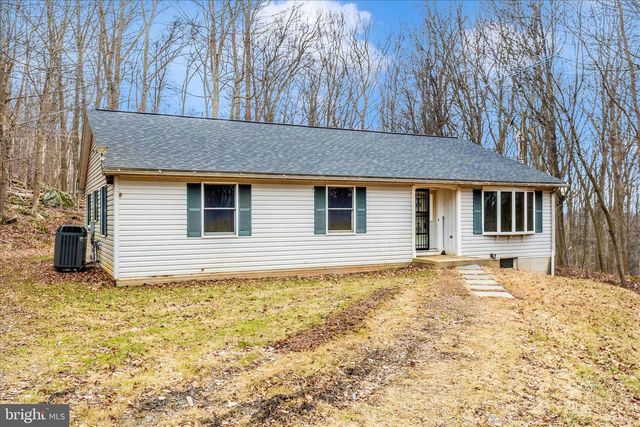 24607 HELLS DELIGHT RD, Smithsburg, MD 21783