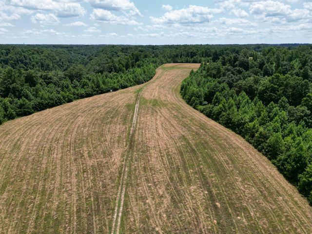 3225 S Grundy Quarles Hwy, Gainesboro, TN 38562