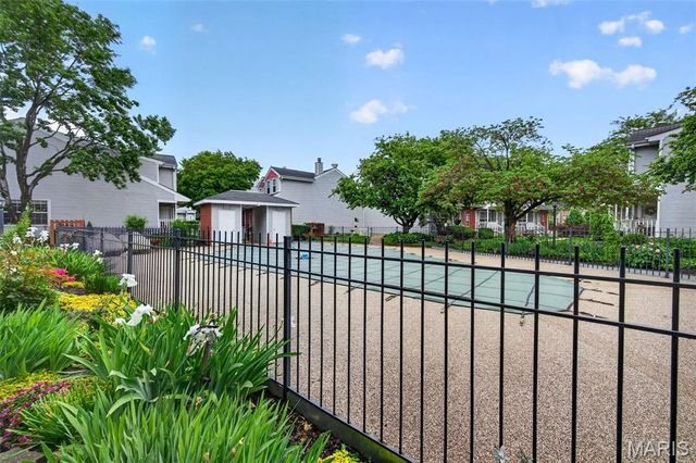 3119 Park Hampton Court, St Louis, MO 63139
