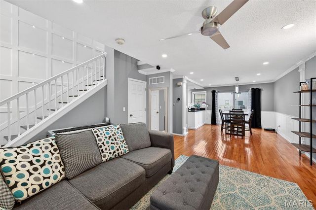 3119 Park Hampton Court, St Louis, MO 63139