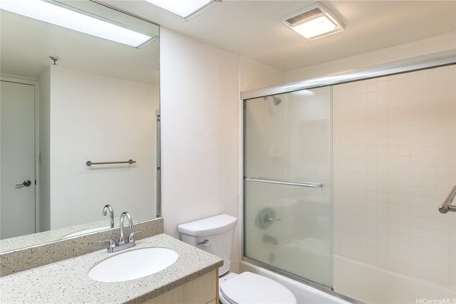 5080 Likini Street 817, Honolulu, HI 96818