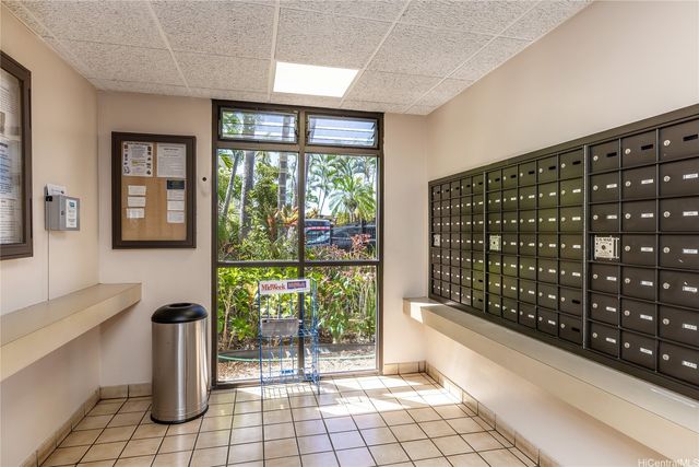 5080 Likini Street 817, Honolulu, HI 96818