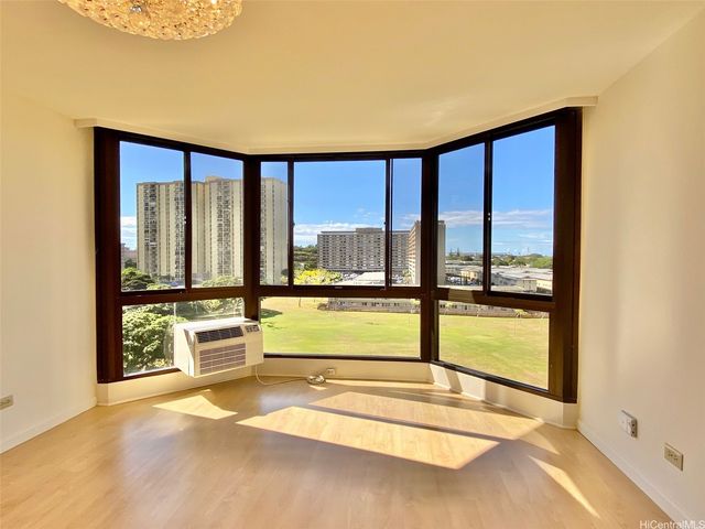 5080 Likini Street 817, Honolulu, HI 96818