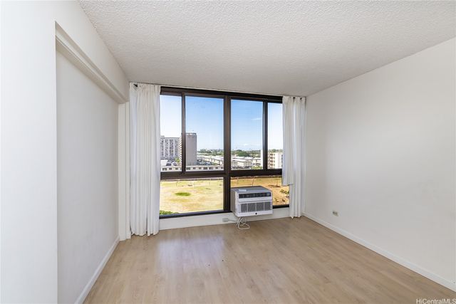5080 Likini Street 817, Honolulu, HI 96818