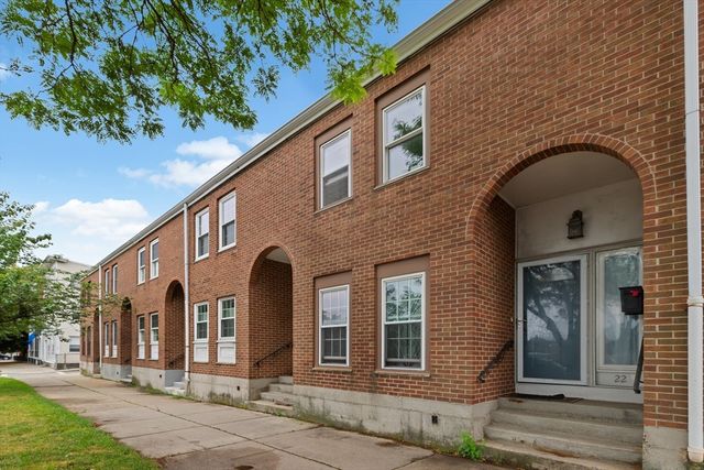 22 Austin St, Boston, MA 02129