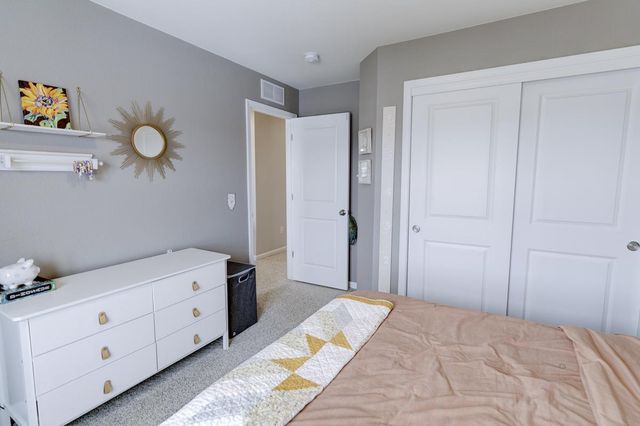 993 Clover Lane, Deforest, WI 53532