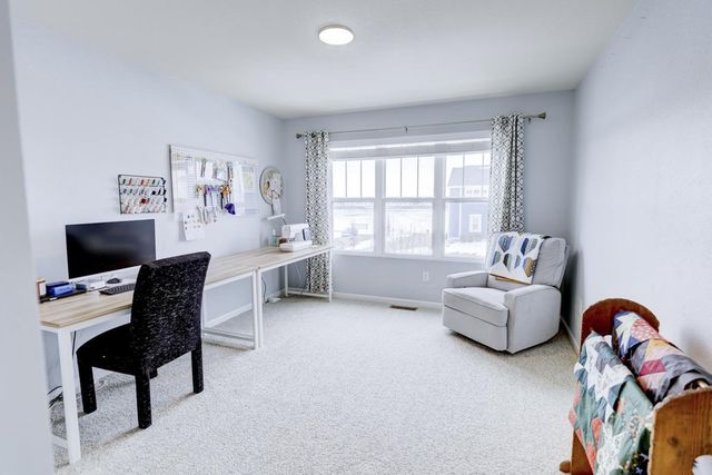 993 Clover Lane, Deforest, WI 53532