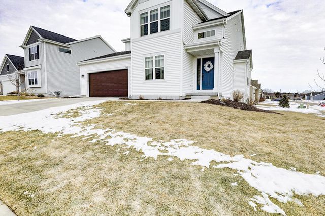 993 Clover Lane, Deforest, WI 53532