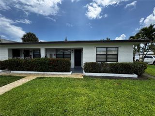 380 SE 12th Ave 1, Deerfield Beach, FL 33441