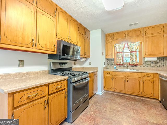 70 Heritage Way, Covington, GA 30016