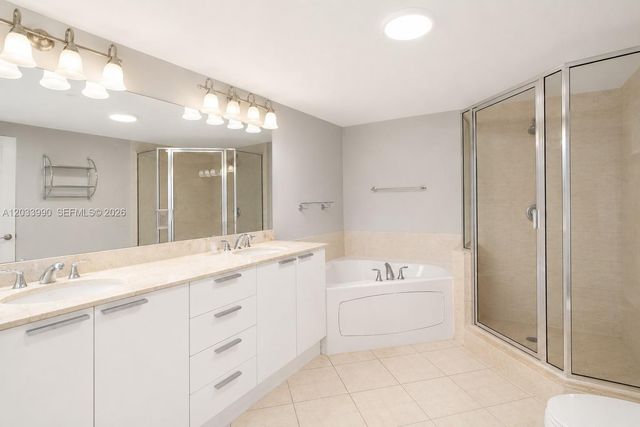 16699 Collins Avenue 2906, Sunny Isles Beach, FL 33160