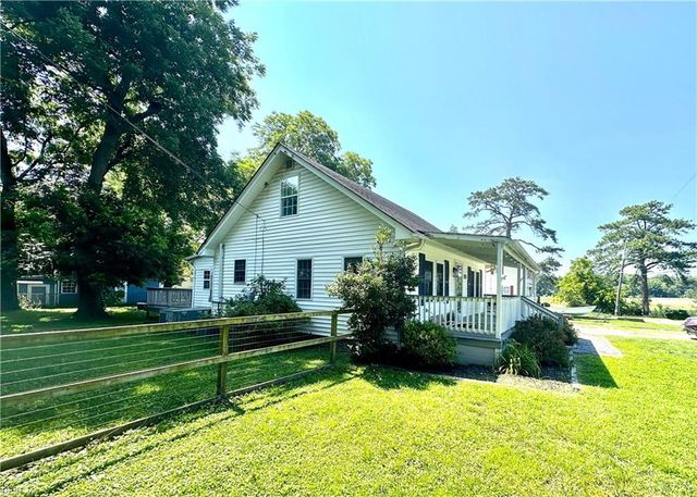 10270 Center ST, Carrollton, VA 23314