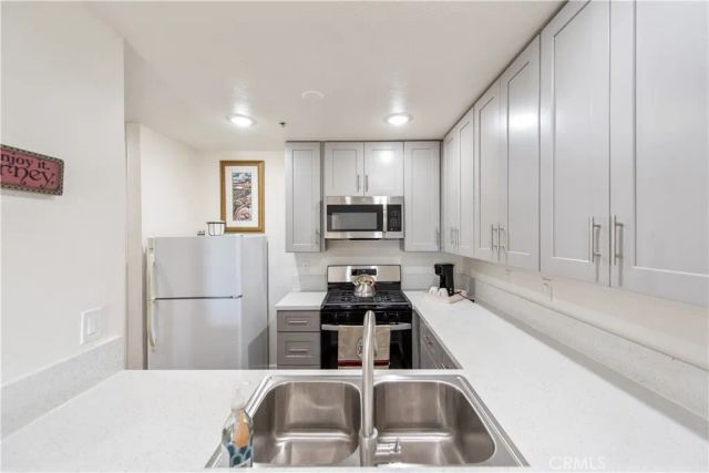 450 E 4th 416, Santa Ana, CA 92701