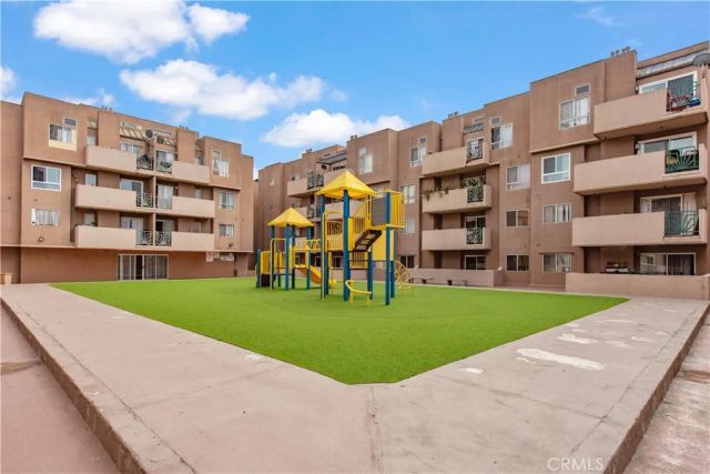 450 E 4th 416, Santa Ana, CA 92701