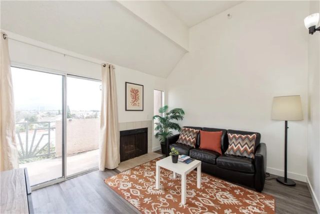 450 E 4th 416, Santa Ana, CA 92701