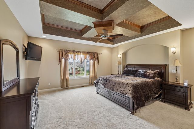 15203 Brookview Drive, Urbandale, IA 50323