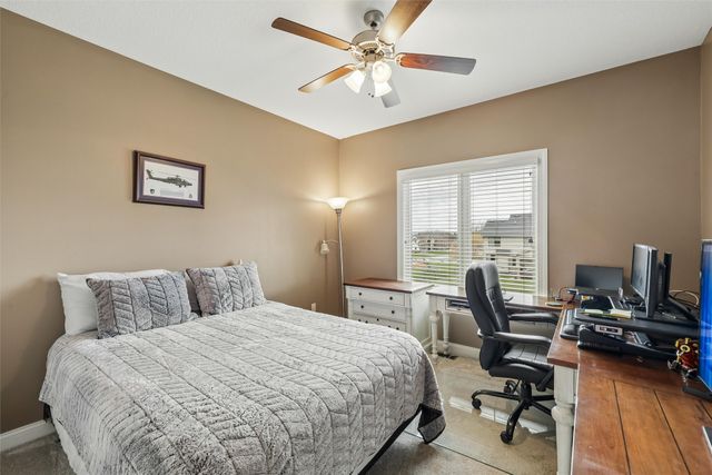 15203 Brookview Drive, Urbandale, IA 50323