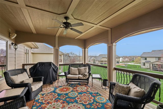 15203 Brookview Drive, Urbandale, IA 50323