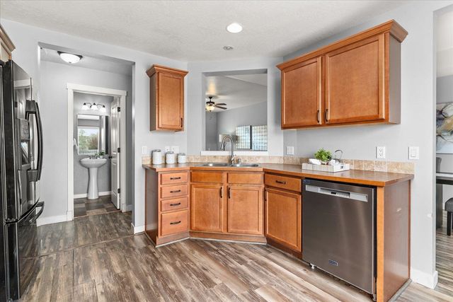 9726 W January Dr, Cheney, WA 99004