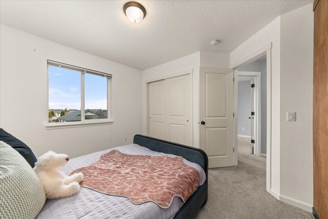 9726 W January Dr, Cheney, WA 99004