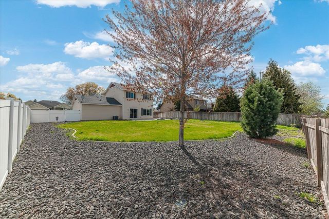 9726 W January Dr, Cheney, WA 99004