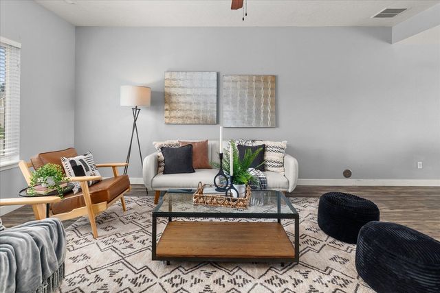 9726 W January Dr, Cheney, WA 99004