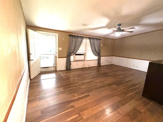 1344 Honeysuckle Drive, Mansfield, TX 76063